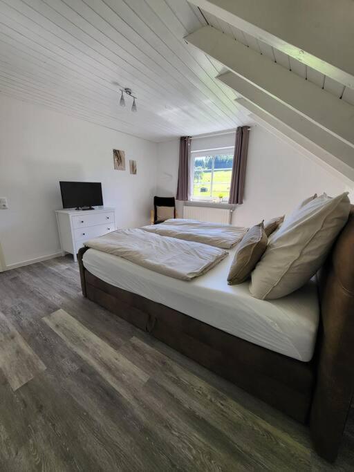 Ferienwohnung Im Ferndorftal Hilchenbach ภายนอก รูปภาพ